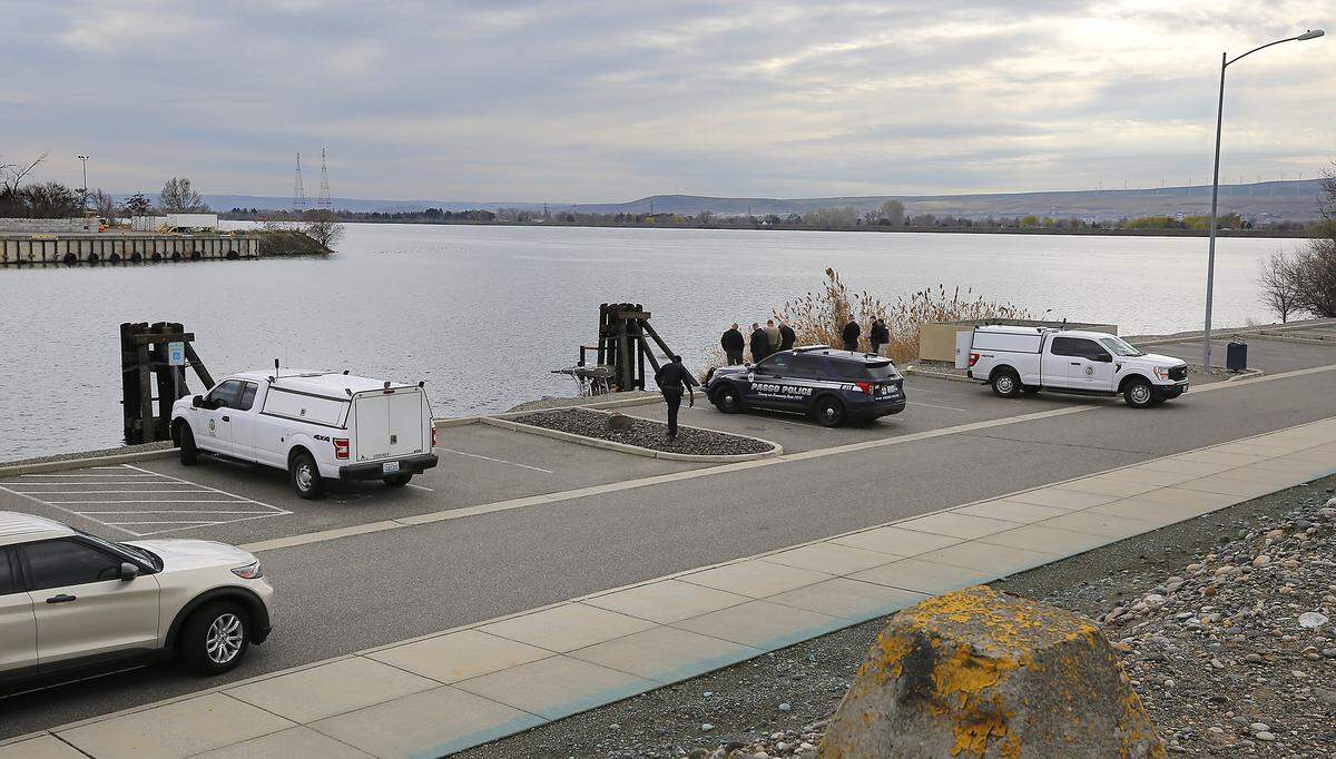 Pasco Police and Franklin County Sheriff Investigators responded Monday to just off East Dock Street at SE Road 20 East in the Port of Pasco's Big Pasco Industrial Center after a fisherman spotted a body in the Columbia River. The Franklin County Sheriff’s Office is handling the investigation.