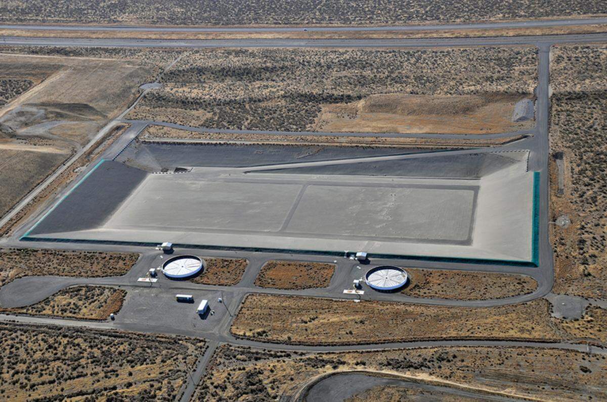 The Integrated Disposal Facility in the center of the Hanford nuclear reservation was built for the disposal of low activity radioactive waste treated at the vitrification plant.