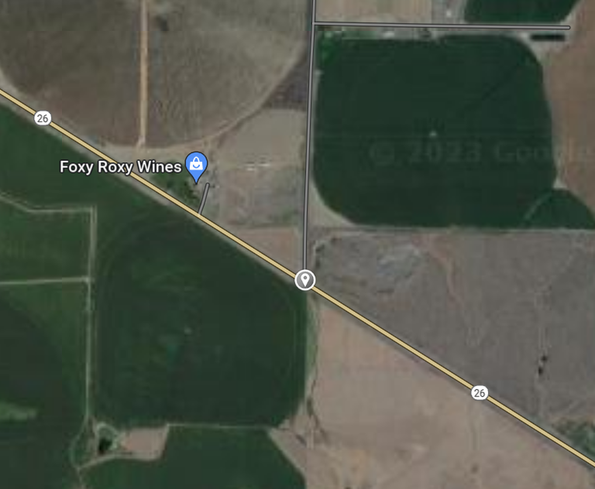 This map shows the intersection of State Route 26 and Road D SE, about 10 miles west of Othello.