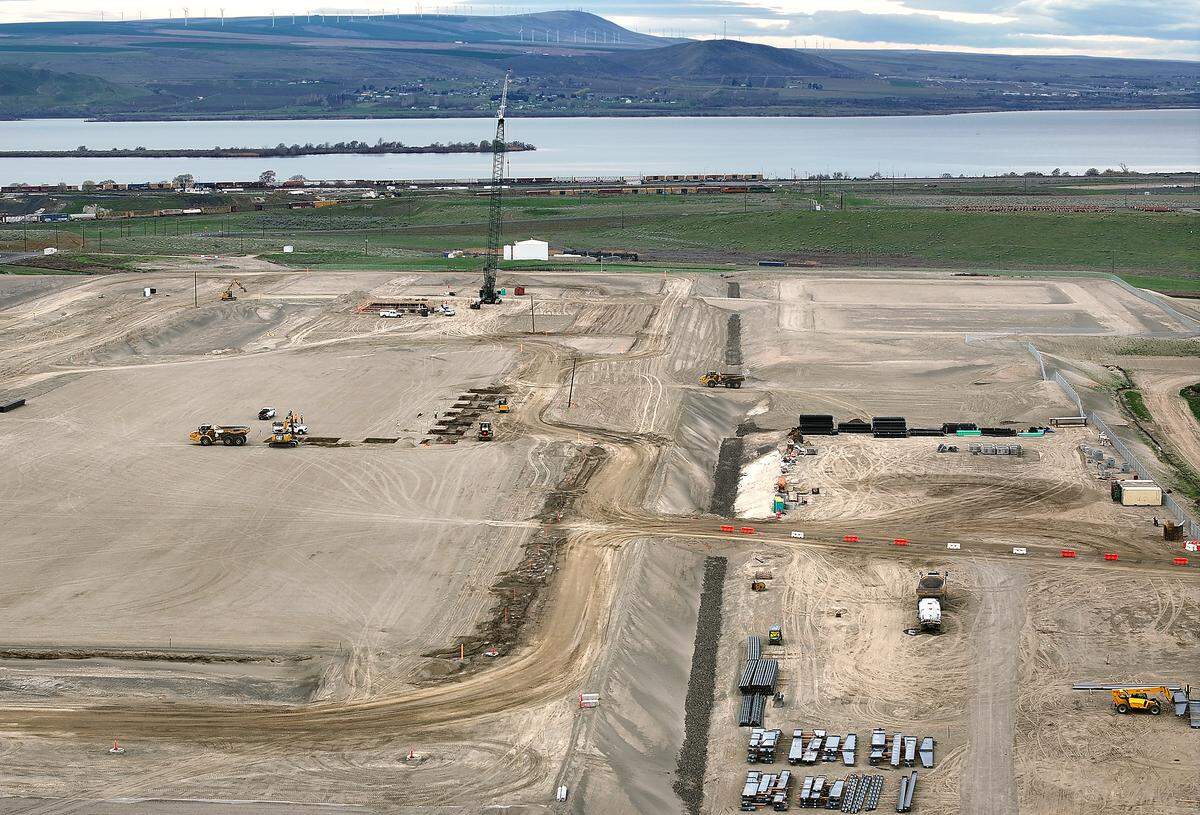 Construction is underway for the new Rockwool insulation factory off Highway 12 in Wallula, Wash. Commercial production at the company’s fifth North American manufacturing facility is to begin in 2028.