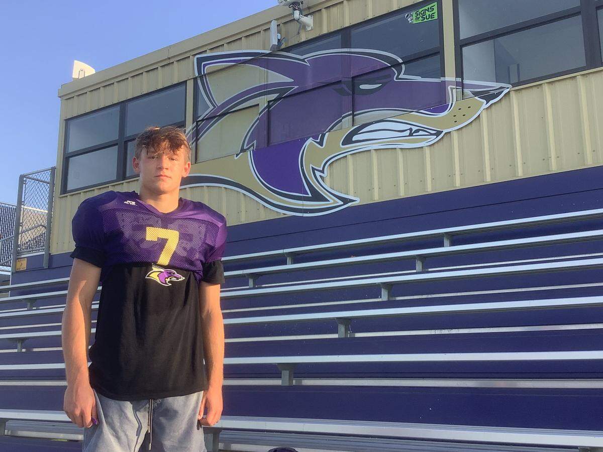 Quarterback Michael Lenke has led the Columbia-Burbank Coyotes to a 4-1 start.