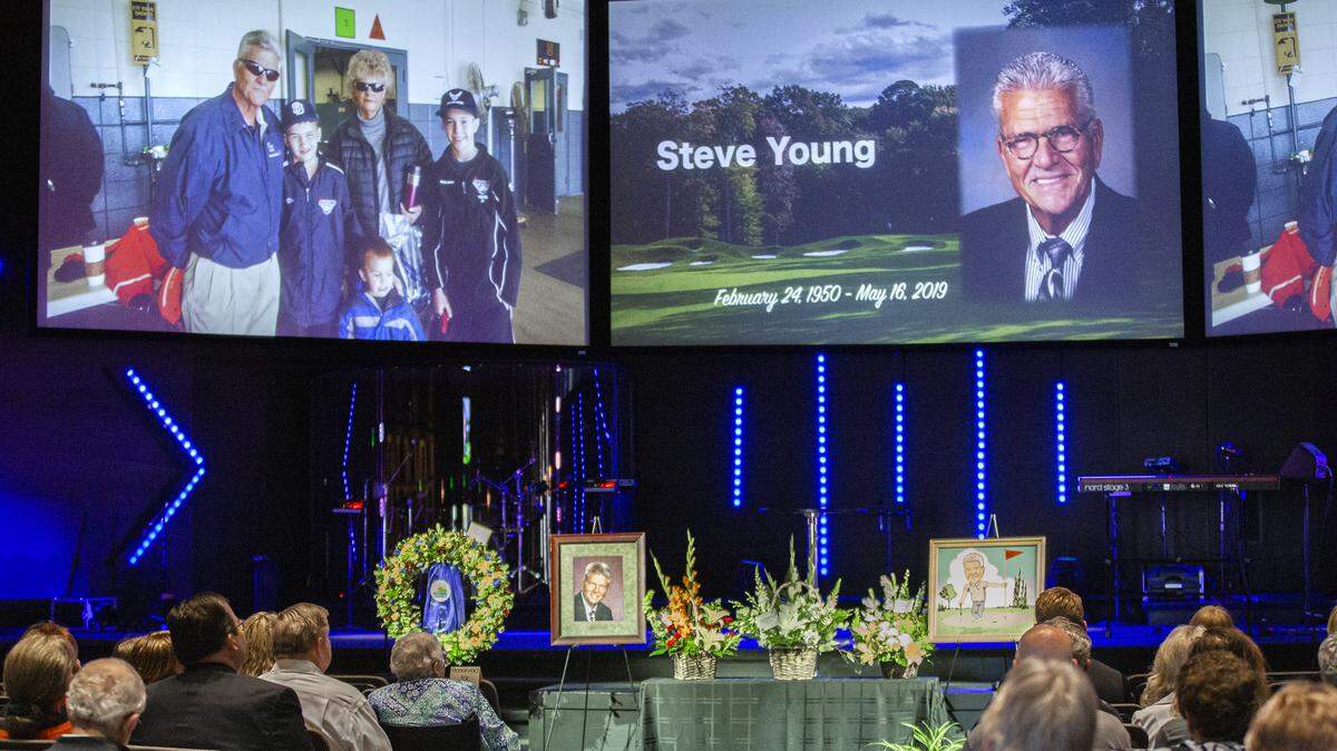 Hundreds of friends, family and former colleagues paid their respects to Kennewick City Councilman and former mayor Steve Young during a memorial service on Friday at Columbia Community Church in Richland.  Young died of complications from cancer on May 16. He was Kennewick’s second longest serving mayor when he held that position from 2009-17.