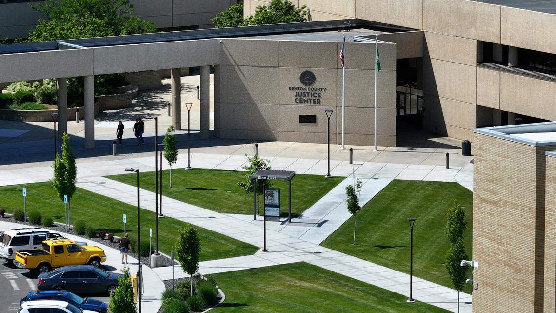 Mom admits she left fentanyl in reach of Tri-Cities toddler who nearly died