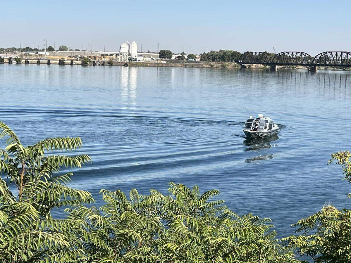 The Benton County Sheriff’s Office is investigating a body discovered in the Columbia River on Tuesday.