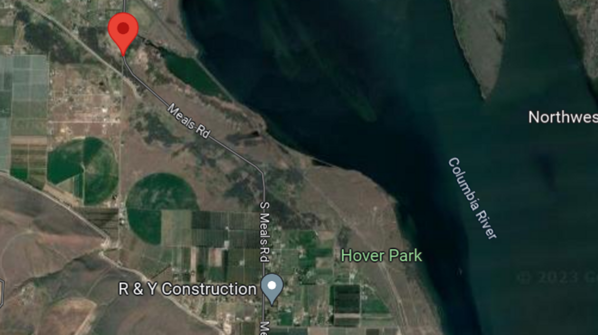 A Level 2 evacuation order was issued in Benton County on Thursday evening for the area from the intersection of South Piert Road and Meals Road, south to East Hover Road, and East to the Columbia River.
