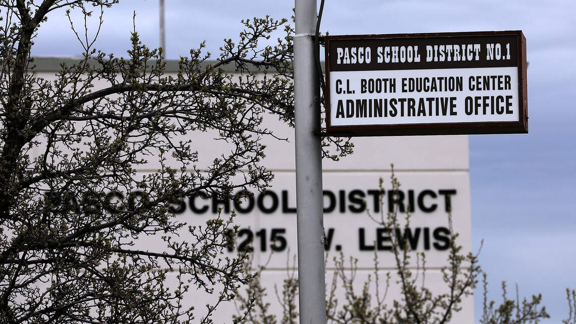Cash-strapped Pasco schools asks administrators to take on extra jobs