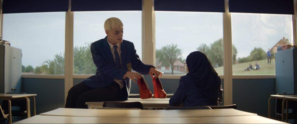 Max Harwood and Lauren Patel in “Everybody’s Talking about Jamie.”