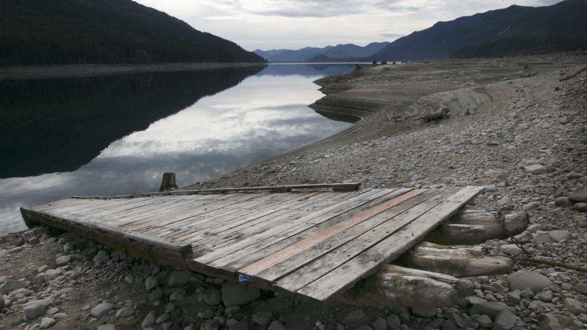 A proposal to build a floating barge on Lake Kachess in Upper Kittitas County to pump water in times of drought was identified as the preferred alternative in a recent environmental study. The reservoir is shown just 29 percent full in this 2015 file photo.