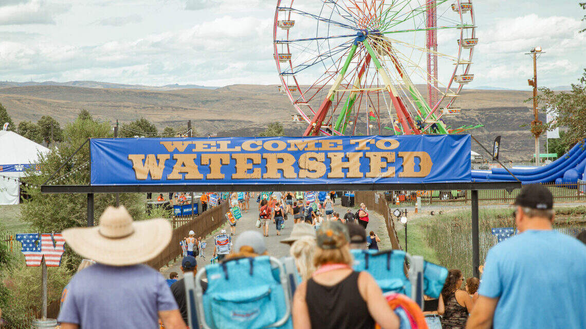 Country music superstar coming to Eastern WA this summer. Get tickets