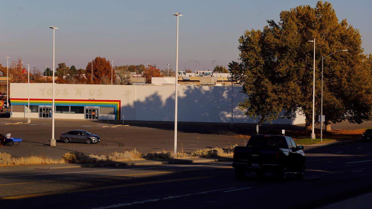 The former Toys R Us building at the Columbia Center Mall in Kennewick.
