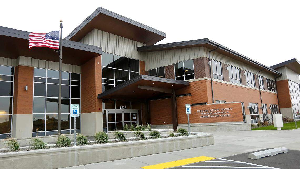 Choose 2 school directors who will help Richland move on from the recall | Opinion