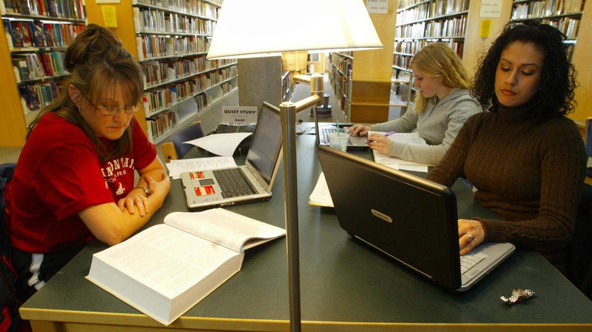 The West Richland branch of Mid-Columbia libraries is being remodeled this winter.