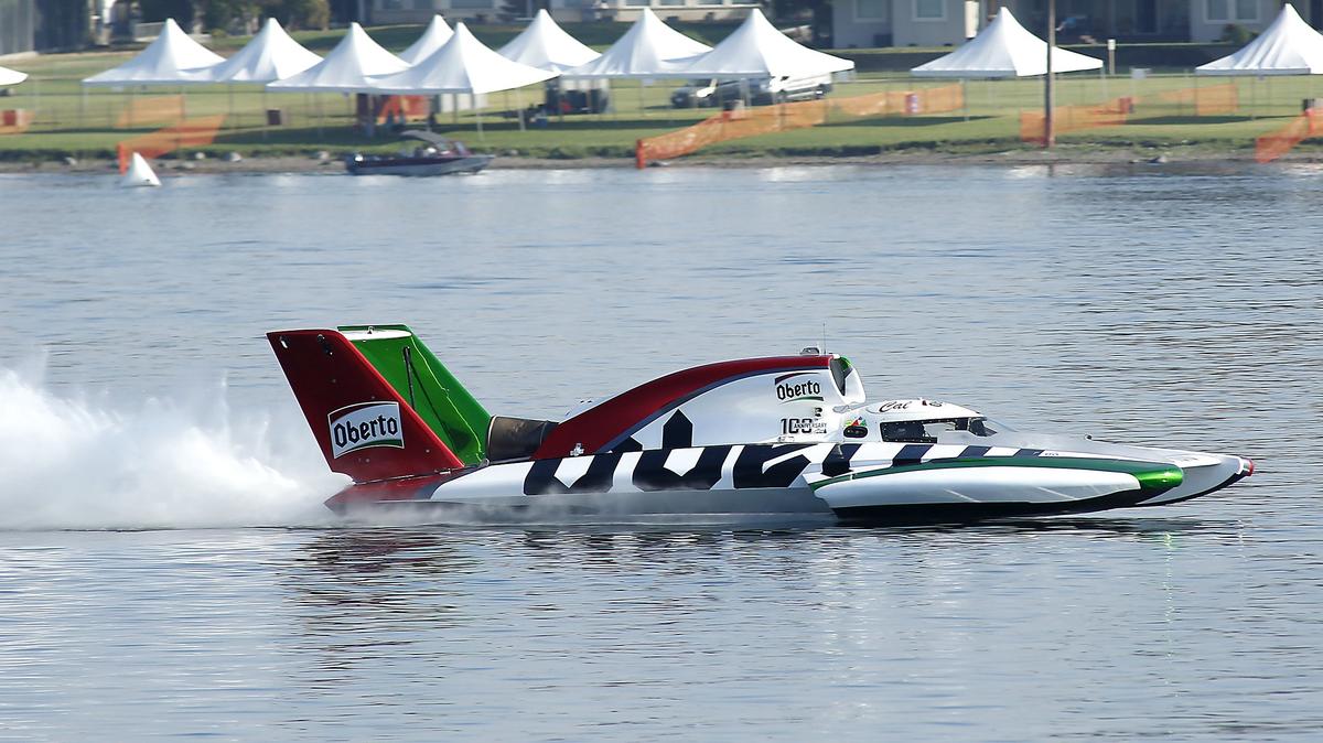 Cal Phipps guides the U-1918 Oberto unlimited hydroplane across the Columbia River on Friday during a testing session on the Columbia River for the Columbia Cup event.