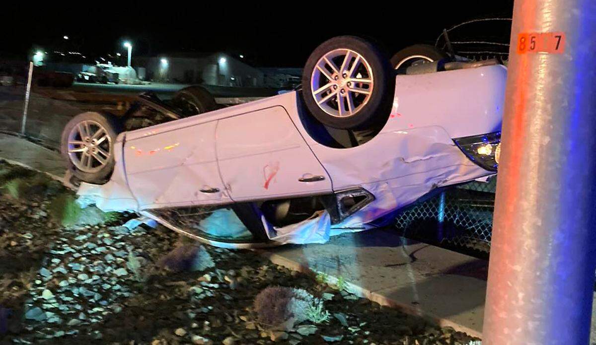 A Richland man was allegedly trying to kill himself and his ex-girlfriend when he crashed on the Bob Olson Parkway in Kennewick on June 17.