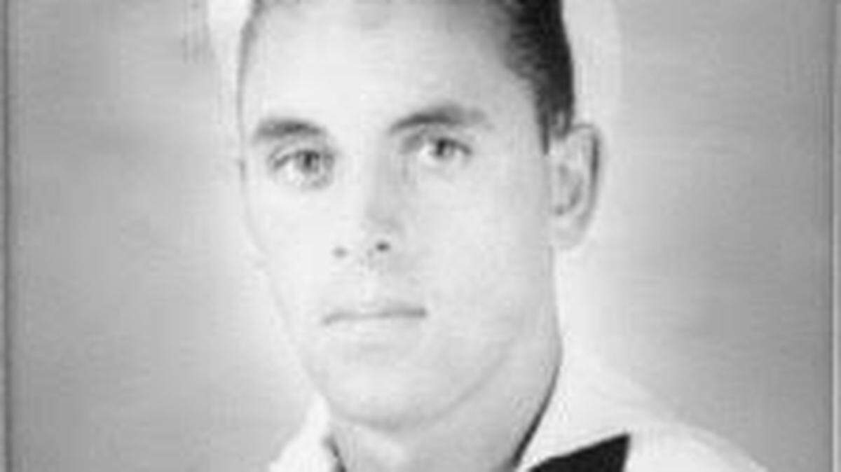 Spiritual Life writer Lee Walter’s dad, Marion Walter, served in the US Navy Seabees in WWII. “During the war, my dad watched the invasion of Guam in 1944 from an offshore ship,” said Lee.