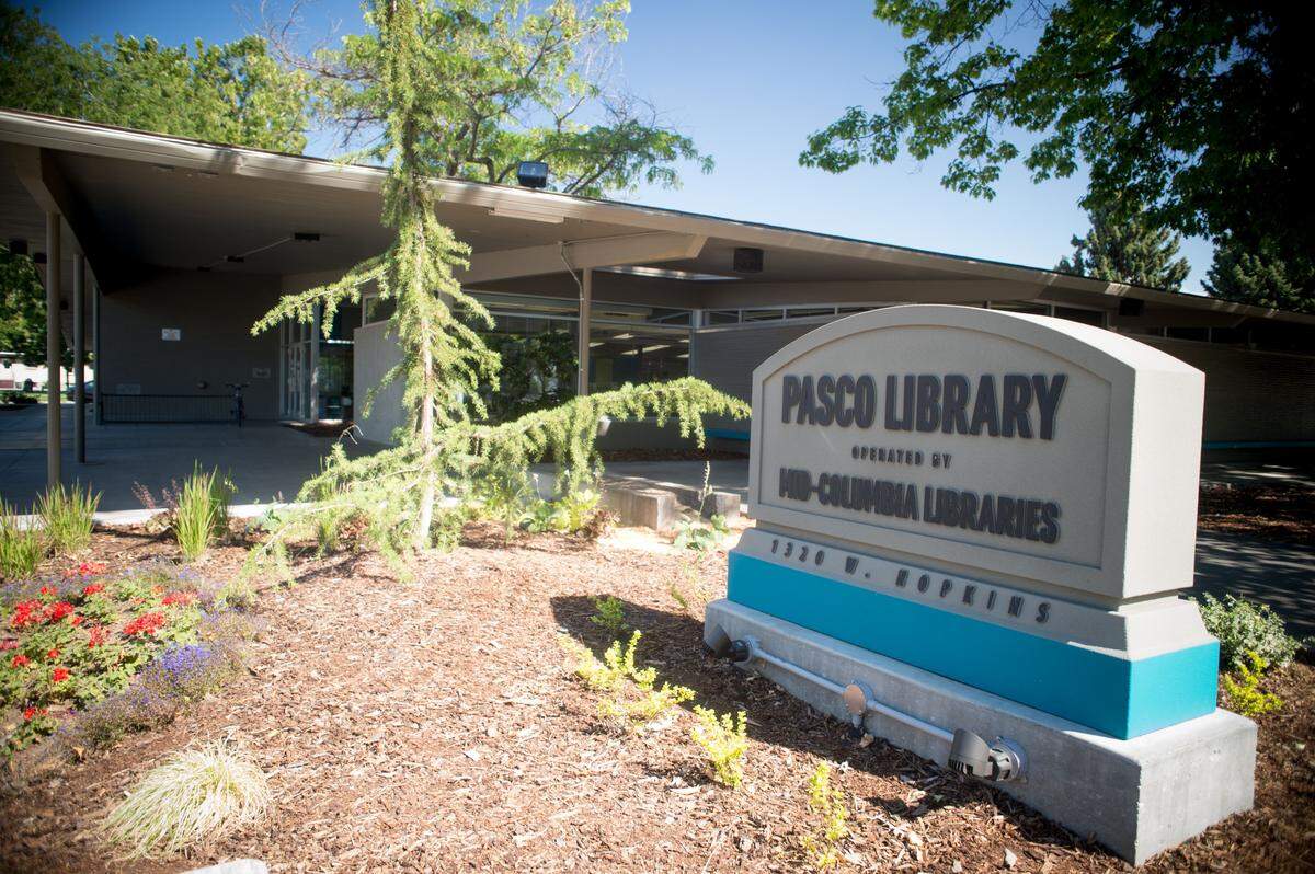 The Mid-Columbia Libraries Pasco branch is at 1320 W Hopkins St.