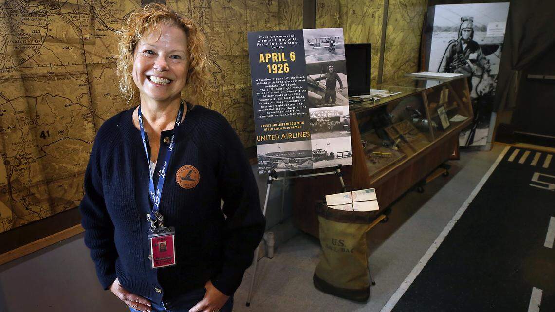 Commercial flight began 100 years ago in Pasco with a biplane and 9K pieces of mail