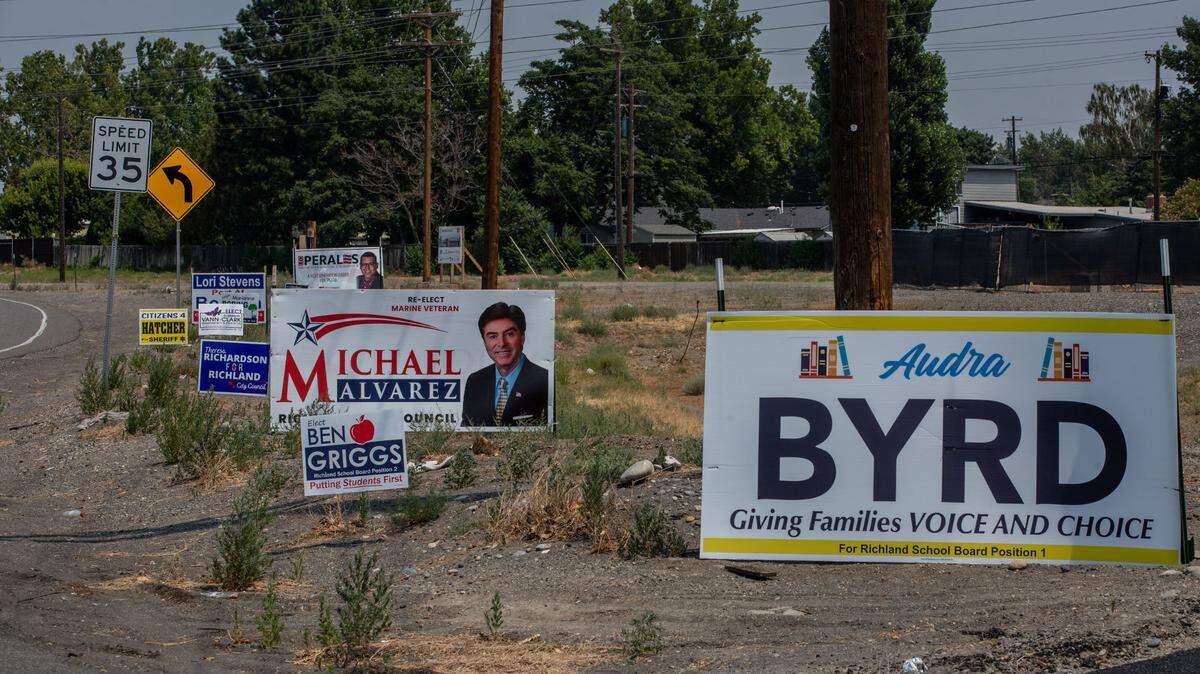 Two challengers upset about how the Richland School District handled COVID are leading in races for the school board.