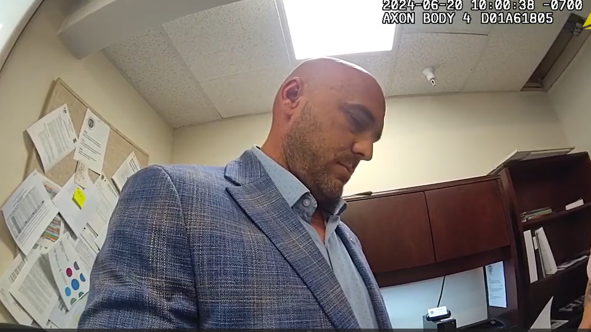 ‘Paranoia’ or ‘vendetta.’ Franklin official faces legal trouble in clash over door key