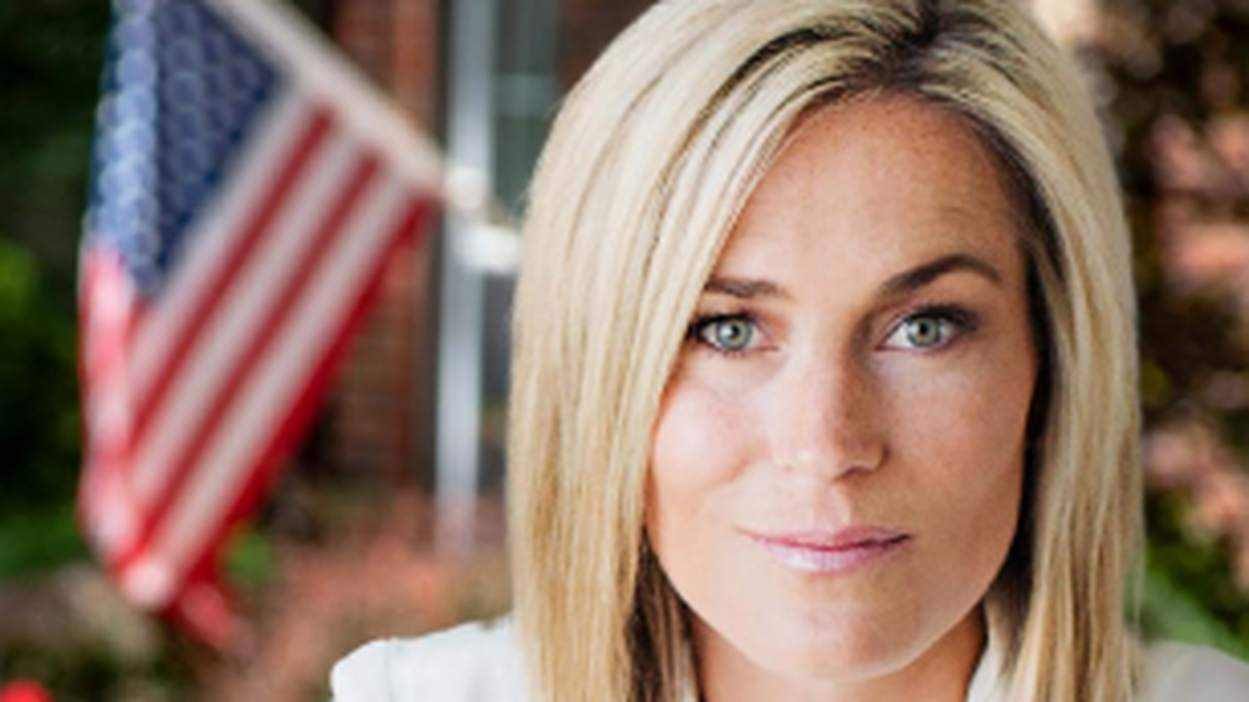 Pasco veterans advocate Tiffany Smiley challenges Sen. Patty Murray’s bid for sixth term