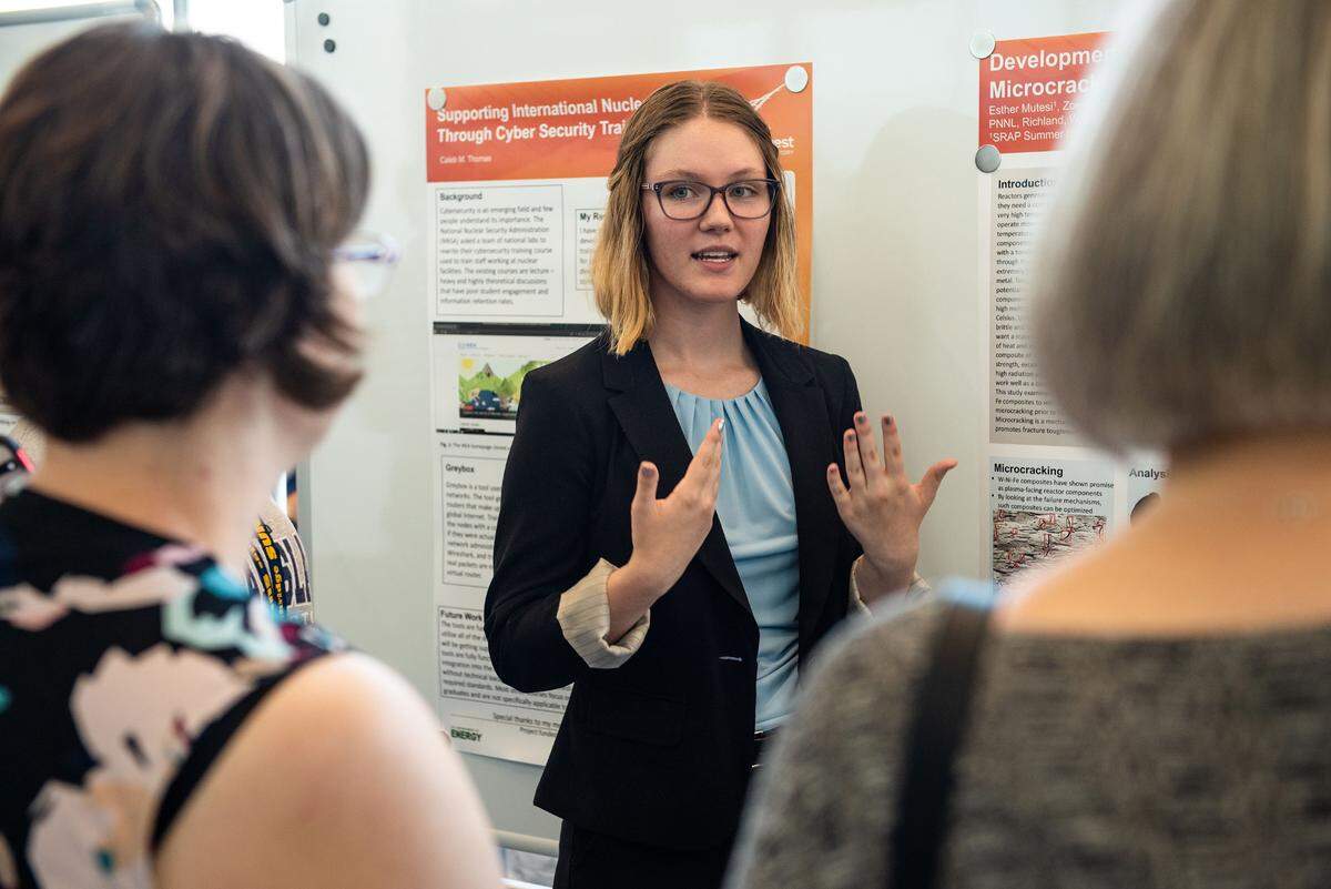 Last year, interns and graduate students who spent their summers at PNNL wrapped up their experience by gathering to share their research. With this year’s COVID-19 restrictions, PNNL organized a virtual internship program, complete with an interactive, online student symposium.