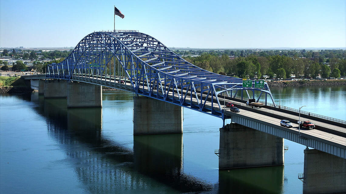 Blue bridge lane closures for maintenance planned Wednesday