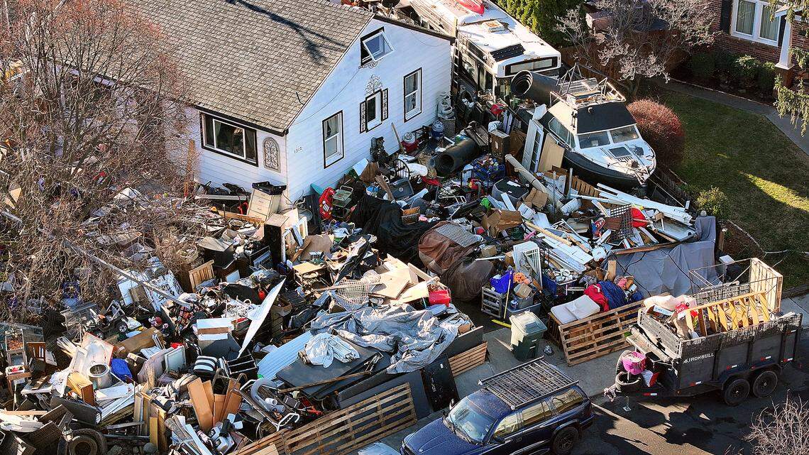 Struggles with forcing 2nd Richland ‘junkyard’ house to clean up