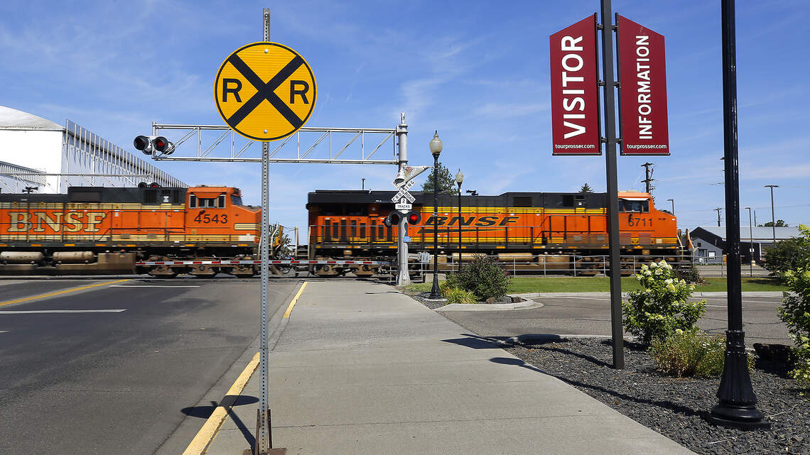 Railroad spikes land leases up to +1,000% in Eastern WA town. No one knows why