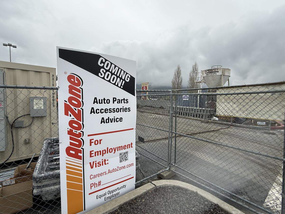 AutoZone Inc. is building a new store at Richland’s Target-anchored Vintner Square, 2851 Queensgate Drive.