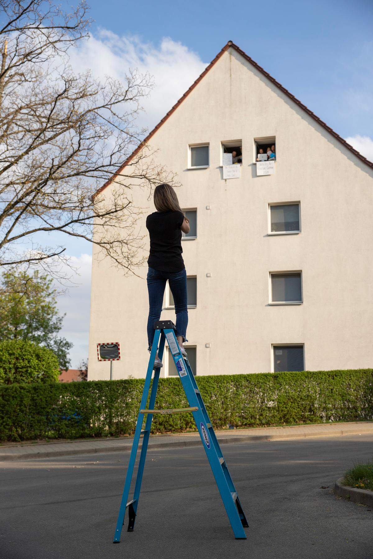 Military wife Krissy Benda captures The Front Porch Project photos of families stationed in Germany.