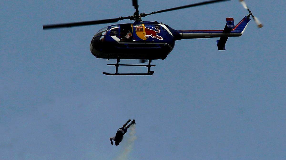 Gallery | 50 shots of the action in the sky and water at Tri-Cities Water Follies