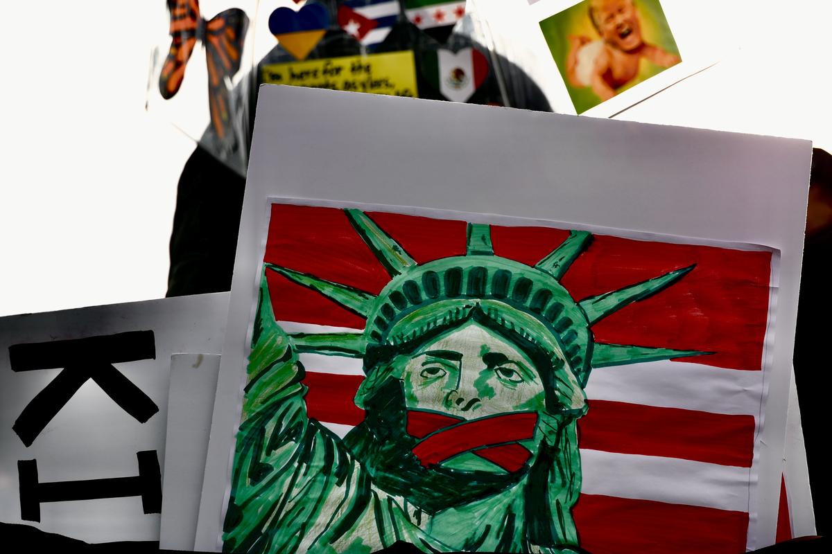 Several hundred demonstrators lined both sides of Columbia Center Boulevard near the mall on Jan. 10, waving signs and shouting to passing drivers.