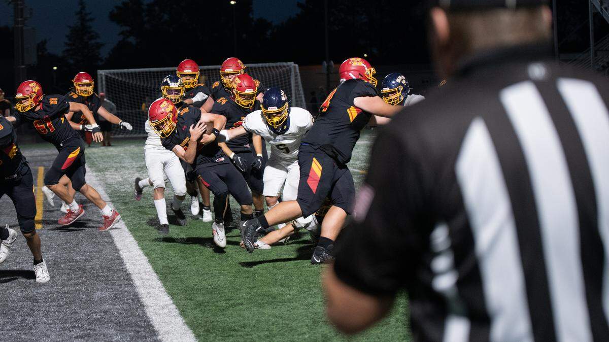 Kamiakin defeated Southridge 28-2 in Week 3 of MCC play.