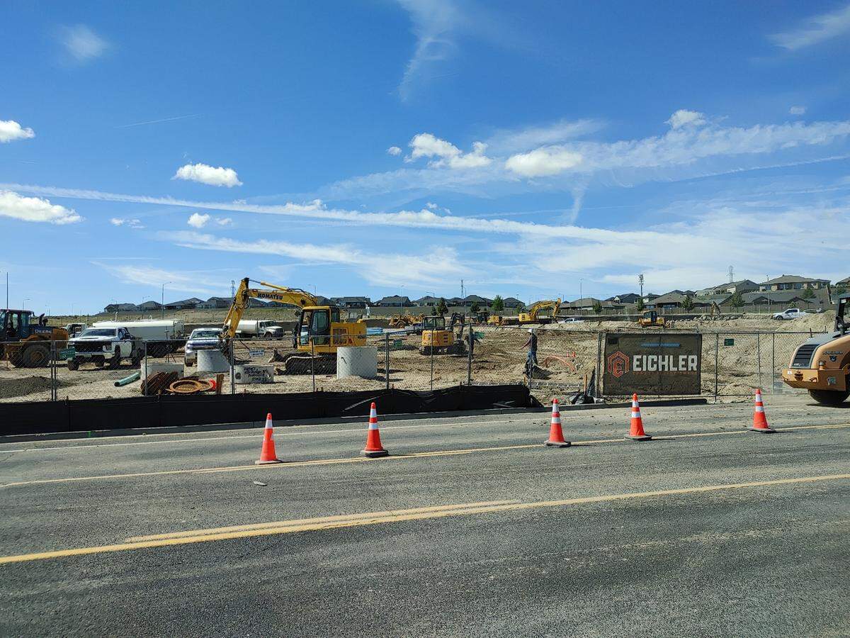 Eichler Construction is developing water and other infrastructure to serve a mixed-use development south of Southridge High School. Southridge Apartments will boast 162 units, 20 live/work townhomes, a clubhouse and a food truck court.