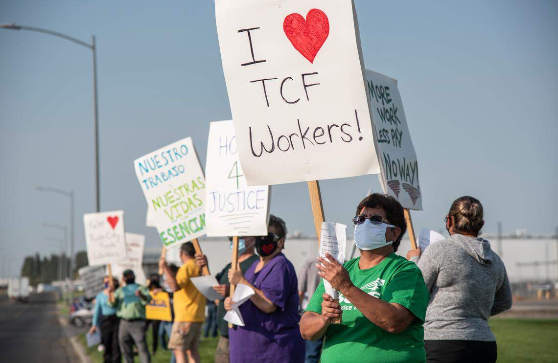 Over 80 essential workers, community members, and elected officials rallied in October outside of Twin City Foods in Pasco due to mounting concerns about the company’s response to the coronavirus pandemic.