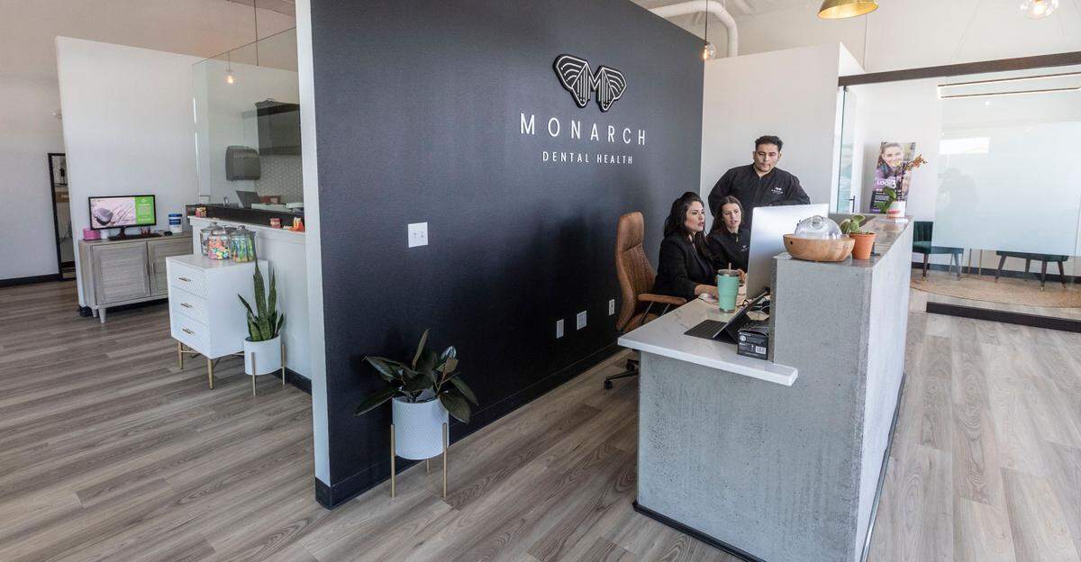 Drs. Armani and José Mendoza decided to move back to the Tri-Cities and open a dental practice in Pasco in order to pay it forward to the community that helped José earn his degrees in dentistry.