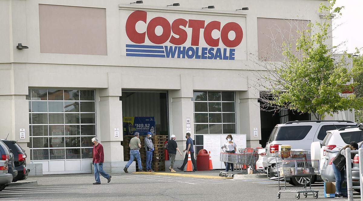 Costco Wholesale is finalizing lease negotiations for a new store at Richland’s Queensgate area. The Kennewick store is on Gage Boulevard.