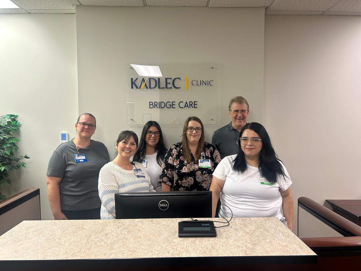 Kadlec Regional Medical Center has opened a “bridge clinic” in Richland to help patients leaving the hospital, its emergency departments or urgent care centers who cannot otherwise get followup care for difficult conditions.