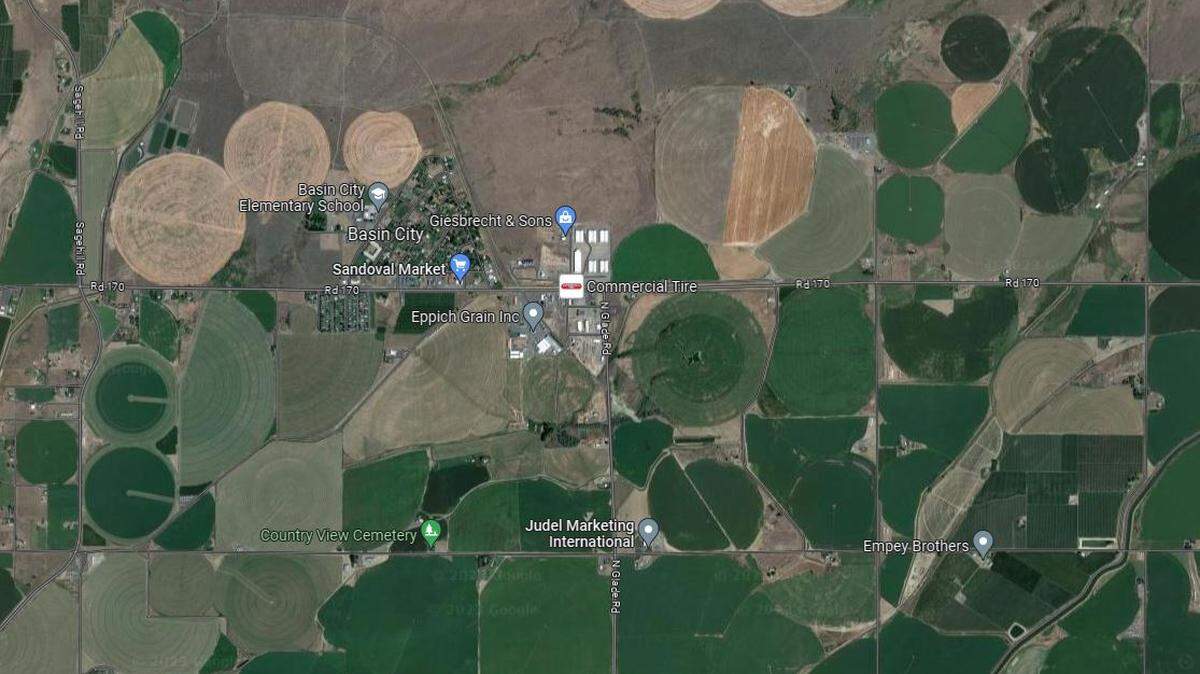 Franklin County sheriff’s detectives are investigating the killing of a Basin City man found Sunday morning.