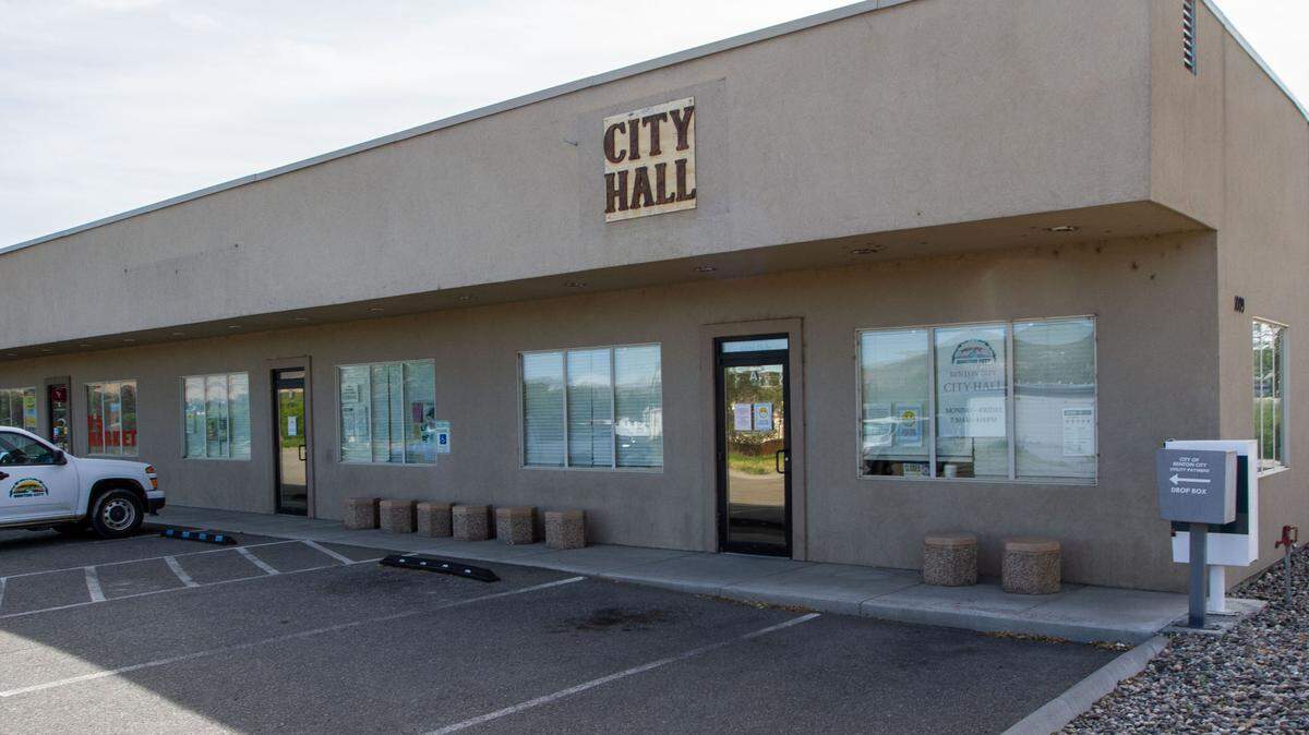 City Hall in Benton City, Wash. is located at the end of a strip mall off of Dale Avenue.