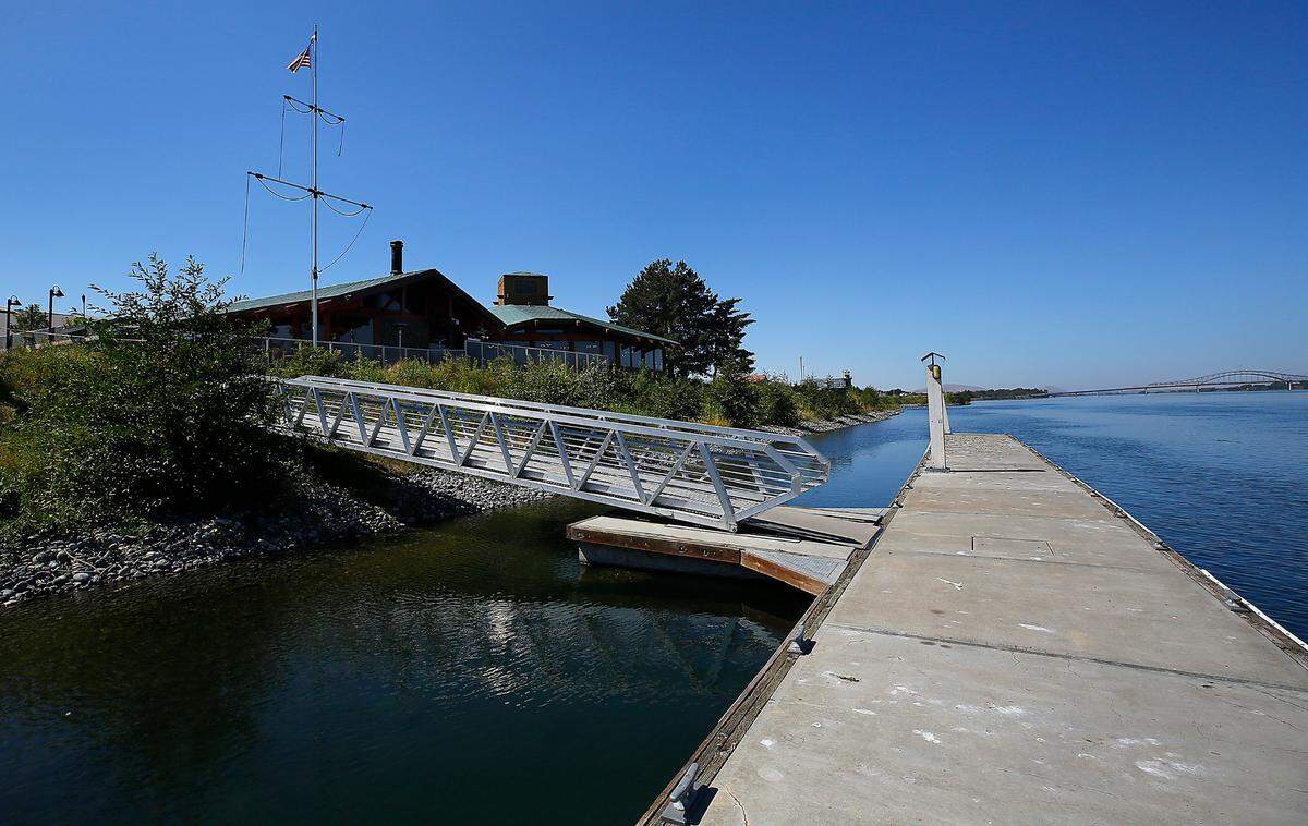 The Port of Kennewick has decided to permanently remove instead replacing the damaged boat dock in the Columbia River positioned at Cedars at Pier One restaurant on Clover Island in Kennewick.