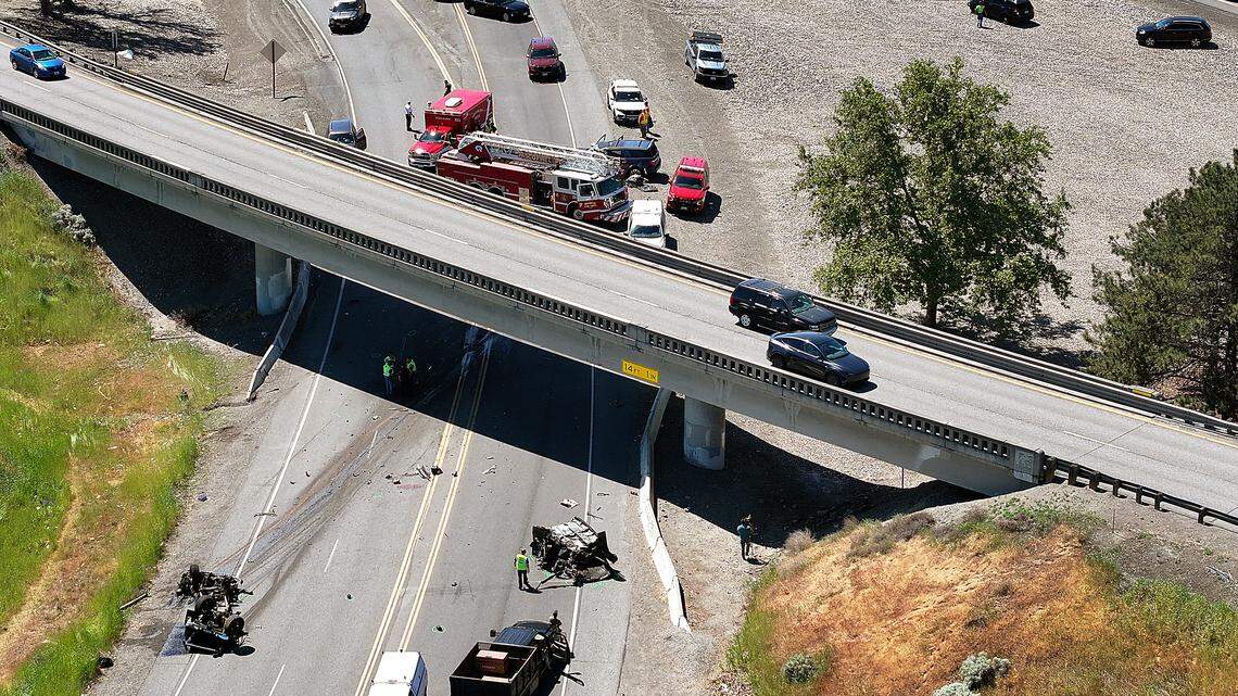 Victims ID’d after deadly head-on crash on Hwy 395 exit in Pasco