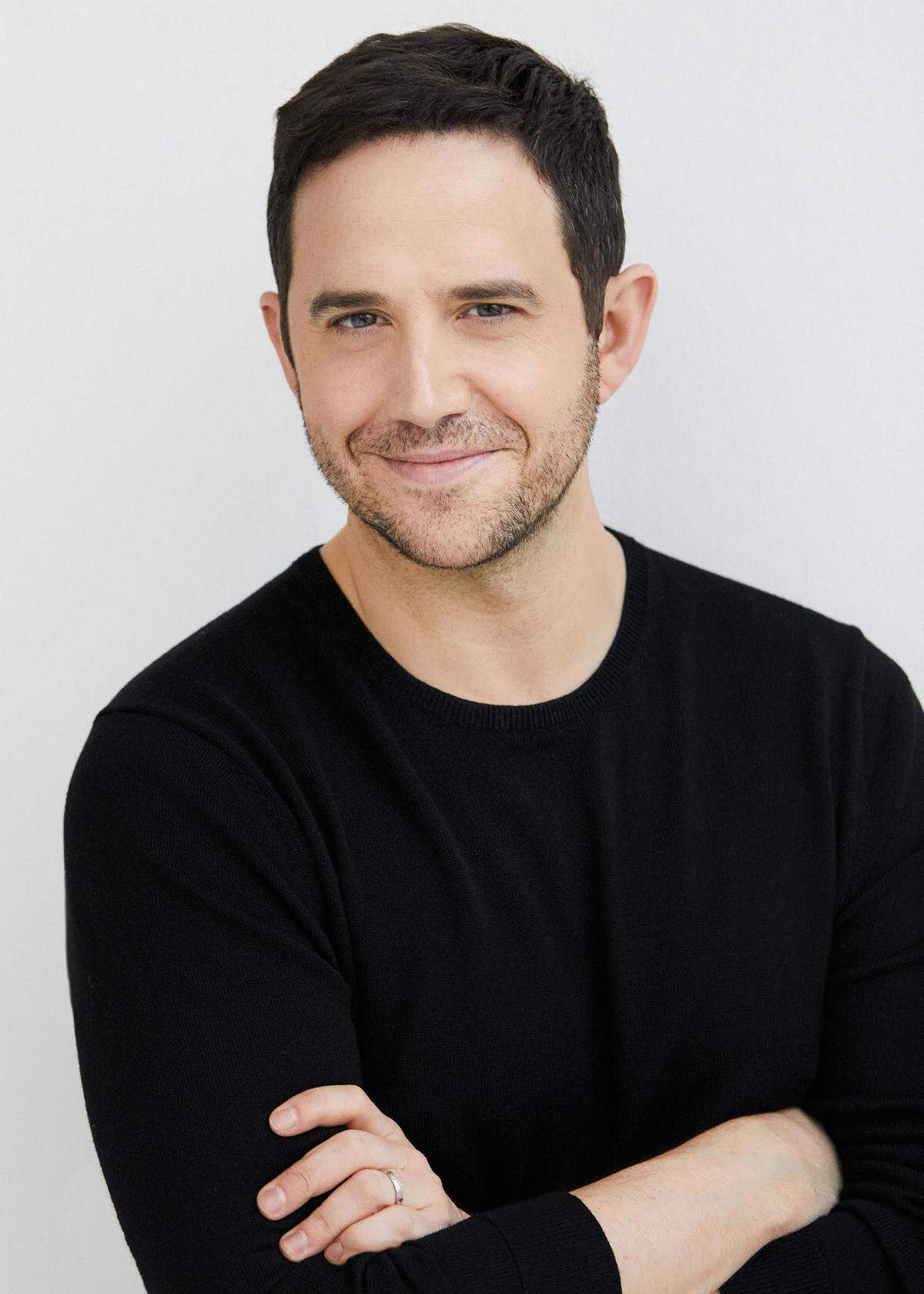 Santino Fontana will return to Tri-Cities to speak at Tri-Citian of the Year.