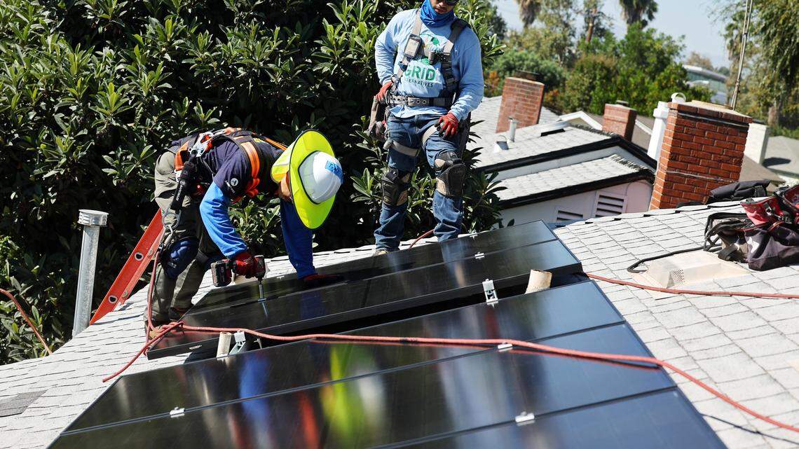 Tri-Cities firm lays off 100+ workers. Once solar success story pulls plug on WA