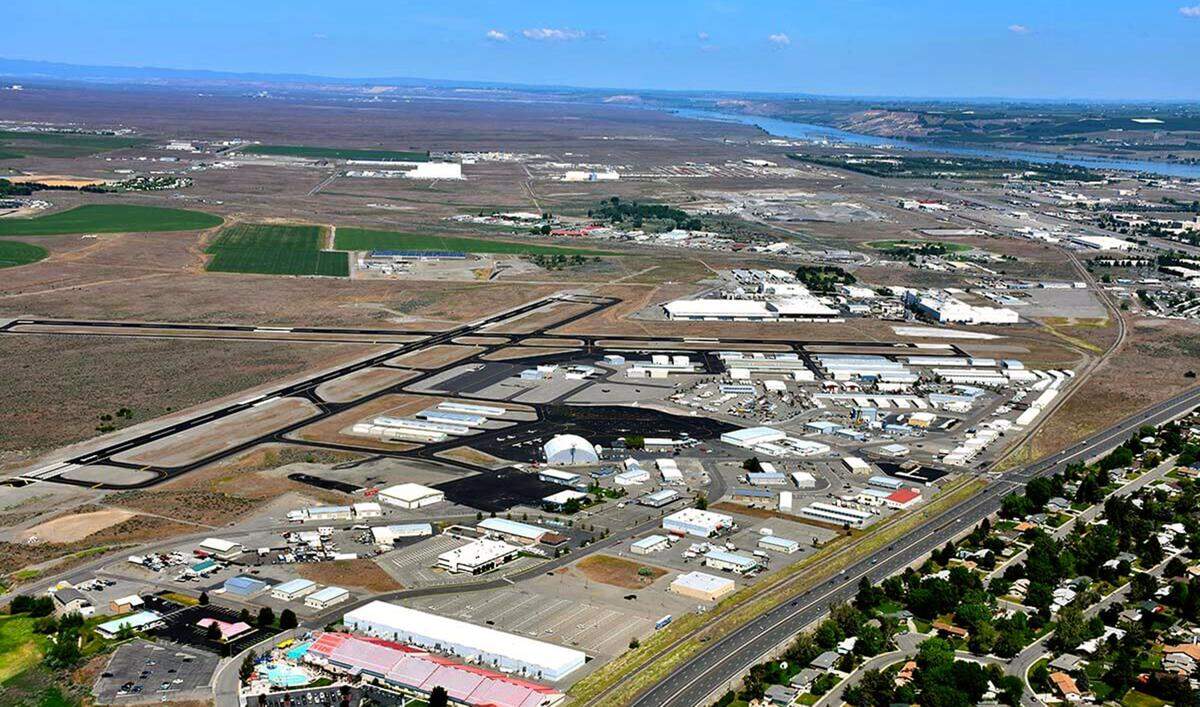The Richland Airport is a public general aviation facility with two paved runways at 1903 Terminal Drive and is operated by the Port of Benton.