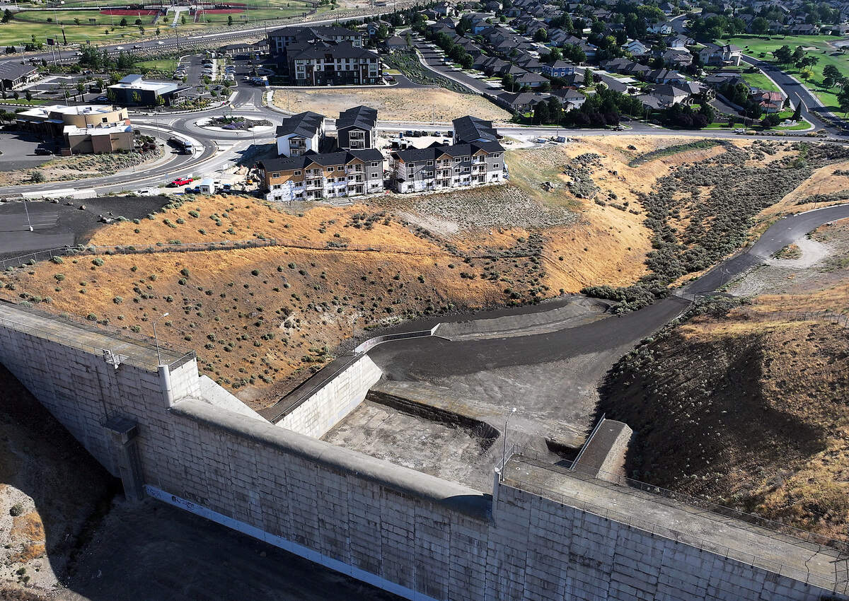 Canyon View Apartments, a 58-unit complex being built at 3605 S. Zintel Way, is taking shape at the Hildebrand Boulevard roundabout at Canyon Lakes in Kennewick. The complex is located near the Zintel Canyon Dam.