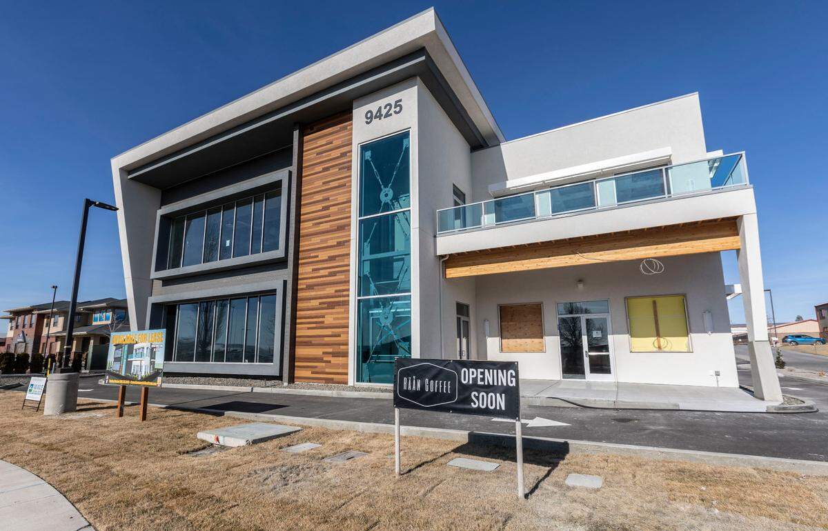 Raan Coffee is now open in Pasco inside this new construction at 9425 Sandifur Parkway.