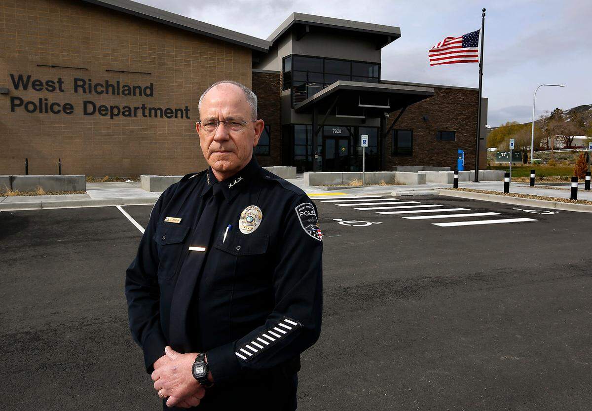 West Richland Police Chief Ben Majetich retired after a 34 year law enforcement career in the Tri-Cities area.
