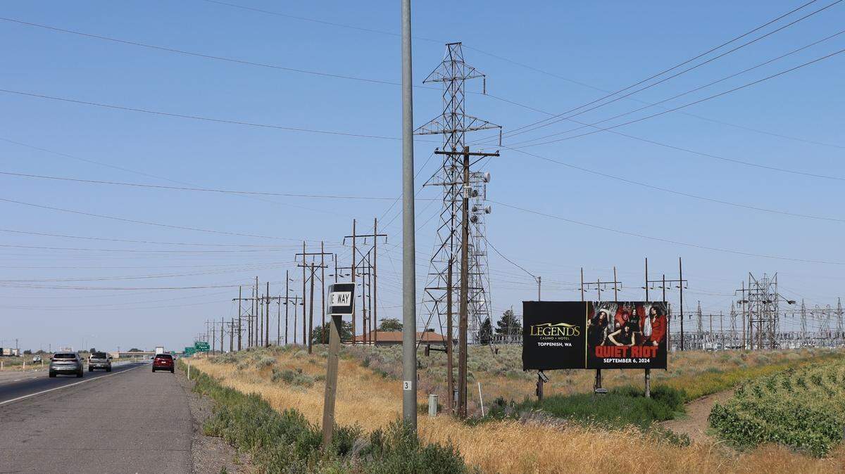 A billboard off Highway 12 in Pasco advertises Legends Casino in Toppenish. A new proposal would add more billboards in the city.