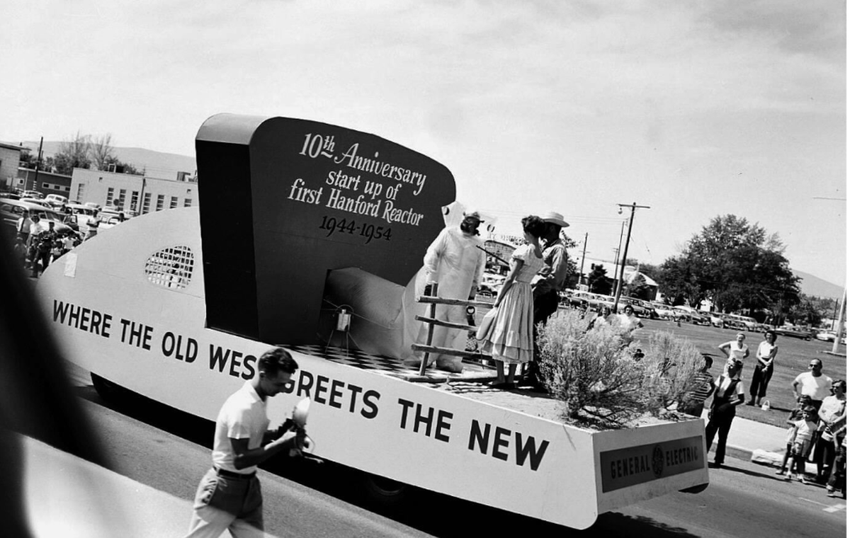 Richland has traditionally celebrated its unique atomic and western heritage with an Atomic Frontier Days parade.